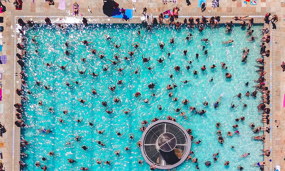 LOMUG piscinas comunitarias - Piscinas comunitarias, el epicentro de los problemas veraniegos